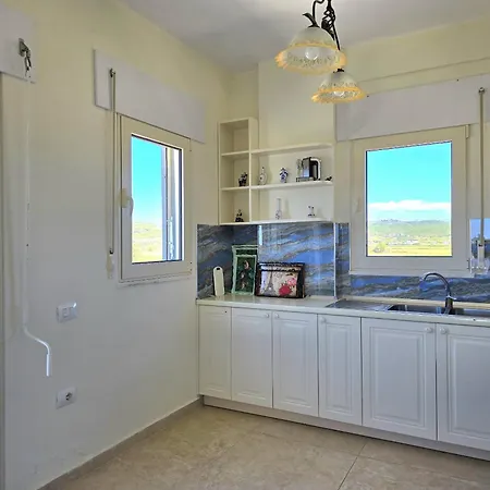 Sunny Penthouse 271 Apartment Plazhi San Pietro