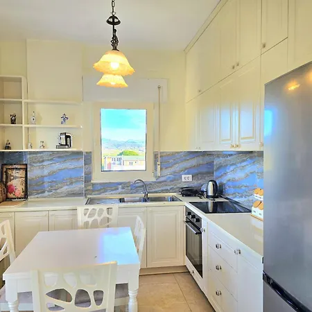 Sunny Penthouse 271 Plazhi San Pietro