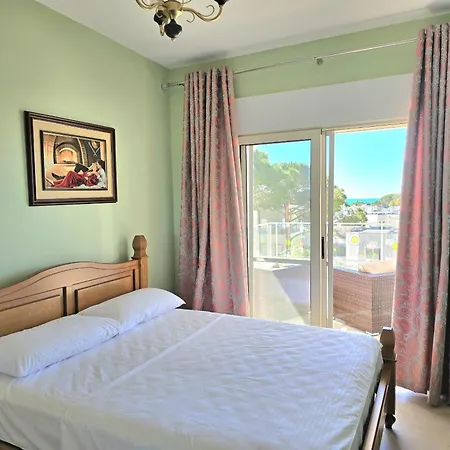 Sunny Penthouse 271