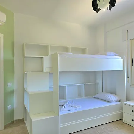 Sunny Penthouse 271