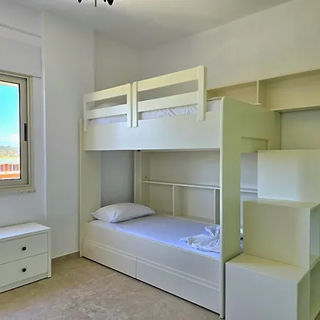 Sunny Penthouse 271 Lejlighed