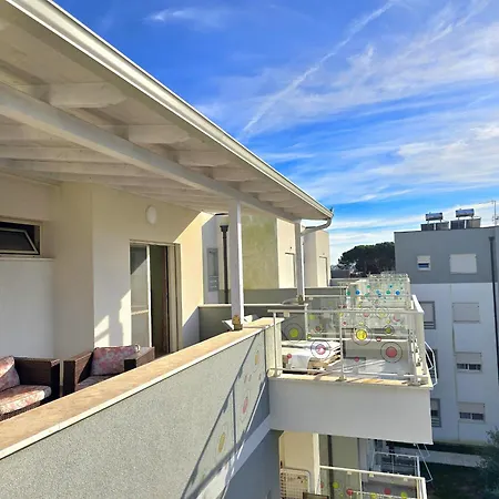 Apartment Sunny Penthouse 271 Plazhi San Pietro