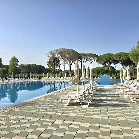 Sunny Penthouse 271 Apartment Plazhi San Pietro