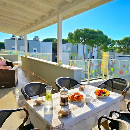 Sunny Penthouse 271 *