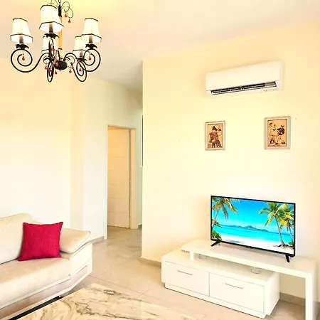 Sunny Penthouse 271 Lejlighed Plazhi San Pietro