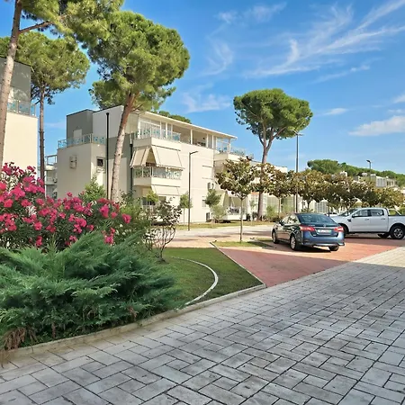 Sunny Penthouse 271 Lejlighed