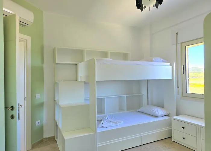 Sunny Penthouse 271