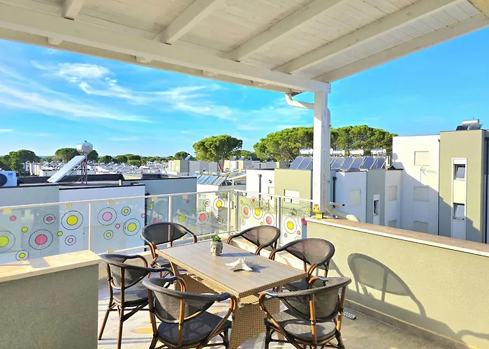 Sunny Penthouse 271 公寓 Plazhi San Pietro