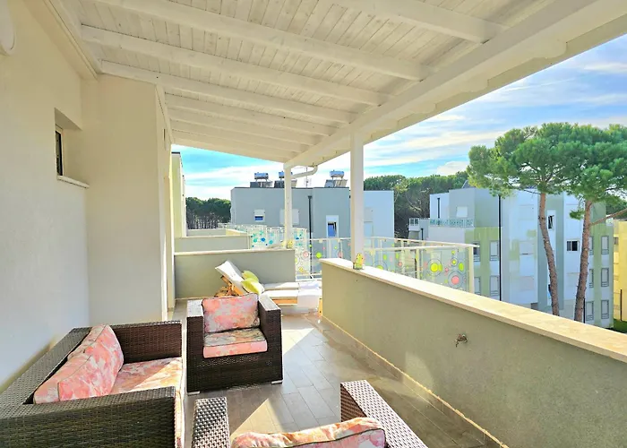 Sunny Penthouse 271 *