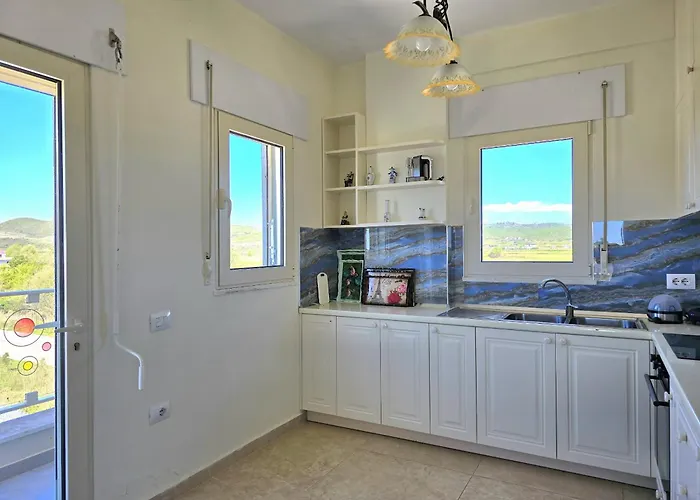 Sunny Penthouse 271 Apartment Plazhi San Pietro