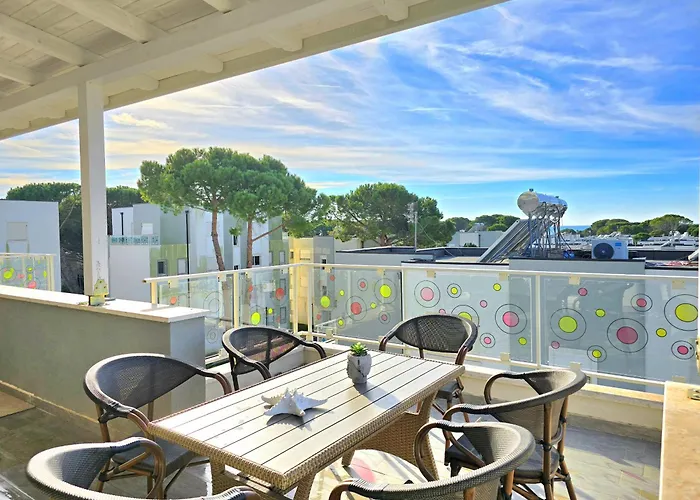 公寓 Sunny Penthouse 271 Plazhi San Pietro